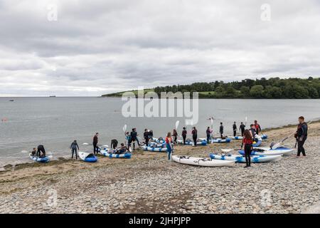 Fountainstown, Cork, Ireland. 20th July, 2022. A group of young people taking part in a summer camp learning how to Kayak under the direction of instructor Paddy Quinlan, at the Funkytown Adventure Centre in Fountainstown, Co. Cork, Ireland.  - Credit; David Creedon / Alamy Live News Stock Photo