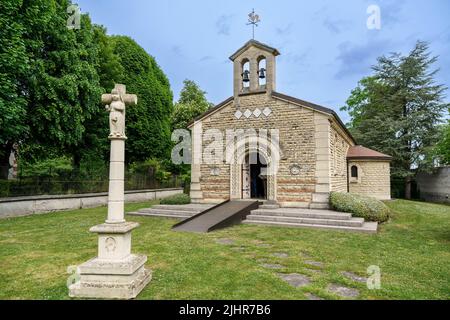 France, Region Grand Est, Marne, Reims, rue du Champ de Mars, Foujita Chapel Stock Photo