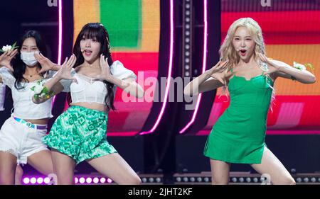 Goyang, South Korea. 20th July, 2022. South Korean K-Pop girl group 1CHU, performs on the stage during a MBC TV K-Pop music chart program 'Show Champion' at MBC Dream Center in Goyang, South Korea on July 20, 2022. (Photo by Lee Young-ho/Sipa USA) Credit: Sipa USA/Alamy Live News Stock Photo