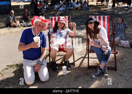 Victoria Gardens, Brighton, East Sussex, UK. Womens Euro Fanzone Brighton soaking up the atmosphere before kick off between England and Spain at the Womens Euros 2022. 20th July 2022. David Smith/AlamyNews Stock Photo