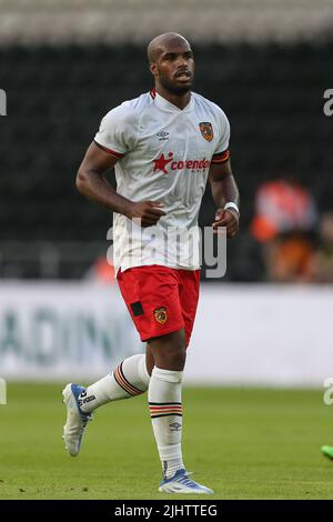 Hull, UK. 20th July, 2022. 'scar Estupiñán #19 of Hull City during the game in Hull, United Kingdom on 7/20/2022. (Photo by David Greaves/News Images/Sipa USA) Credit: Sipa USA/Alamy Live News Stock Photo