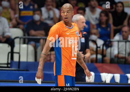 Bologna, Italy. 20th July, 2022. Nimir Abdel Aziz - (NED) during Volleyball Nations League - Man - Italy vs Netherlands, Volleyball Intenationals in Bologna, Italy, July 20 2022 Credit: Independent Photo Agency/Alamy Live News Stock Photo