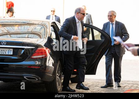 Vatican, Vatican. 20th July, 2022. Prince Albert II arrives at the Apostolic Palace. Pope Francis receives Prince Albert II of Monaco and Princess Charlene at the Apostolic Palace in Vatican City. Credit: SOPA Images Limited/Alamy Live News Stock Photo