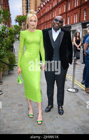 London, UK. 20 July 2022. Gigi Hadid and Edward Enninful attending the British Vogue and self-portrait Summer Party, at the Chiltern Firehouse in London. Picture date: Wednesday July 20, 2022. Photo credit should read: Matt Crossick/Empics/Alamy Live News Stock Photo