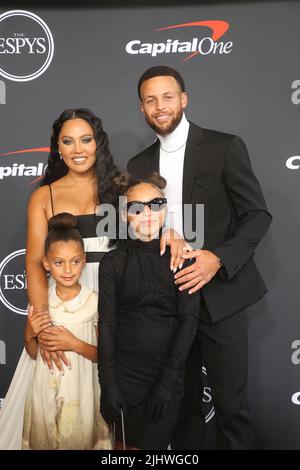 Ayesha Curry, Steph Curry, Riley Curry & Ryan Curry Editorial Photo - Image  of disney, celebrities: 166535516