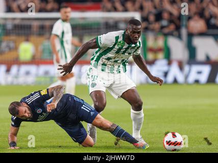 Pulse Sports Nigeria - DONE DEAL: Hungarian club Ferencvarosi TC have  completed the signing of Super Eagles midfielder Anderson Esiti from PAOK  Thessaloniki. 🇳🇬✍🏽✓ #PulseNG #PulseSports #PulseSportsNigeria  #andersonesiti