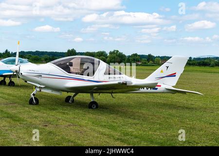 Tl ultralight sting hi-res stock photography and images - Alamy