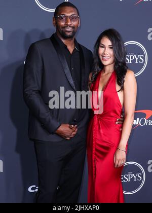 Hollywood, United States. 20th July, 2022. HOLLYWOOD, LOS ANGELES, CALIFORNIA, USA - JULY 20: American former professional basketball player Metta World Peace (Metta Sandiford-Artest, Ronald William Artest, Jr.) and wife Maya Sandiford Artest arrive at the 2022 ESPY Awards held at the Dolby Theatre on July 20, 2022 in Hollywood, Los Angeles, California, United States. (Photo by Xavier Collin/Image Press Agency) Credit: Image Press Agency/Alamy Live News Stock Photo