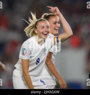 20 Jul 2022 - England v Spain - UEFA Women's Euro 2022 - Quarter Final - Brighton & Hove Community Stadium  England's Leah Williamson celebrates victory over Spain. Picture Credit : © Mark Pain / Alamy Live News Stock Photo