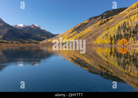 Crystal Lake on the Million Dollar Highway in the San Juan Mountains, Colorado Stock Photo