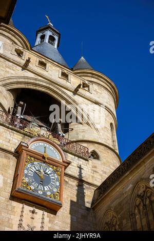 BORDEAUX, FRANCE - NOV 23, 2021: La Grosse Cloche(The Big Bell of Bordeaux) belfry with 7.75 ton bell 18th century of the town hall built in the 15th Stock Photo