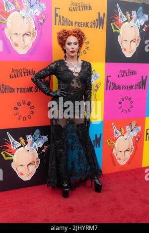 Miah Carter arrives on the red carpet for 'Jean Paul Gaultier's