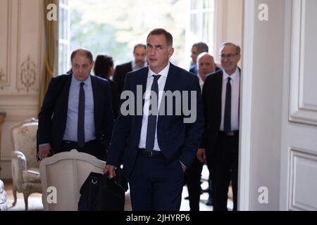 Paris, France. 21st July, 2022. President of the Corsica region Gilles Simeoni leaves after the strategic committee on the future of the French Mediterranean island of Corsica in Paris on July 21, 2022. Photo by Raphael Lafargue/ABACAPRESS.COM Credit: Abaca Press/Alamy Live News Stock Photo