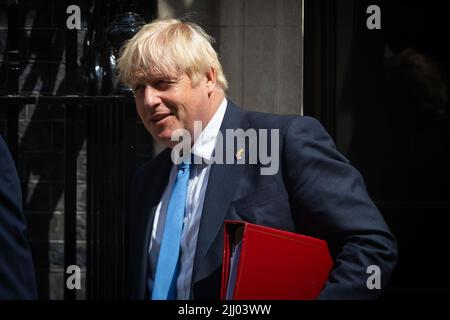 London, UK. 20th July, 2022. Outgoing Prime Minister Boris Johnson leaves Downing Street for Parliament to attend Prime Minister's Questions in London. This will be his last time taking the session before a new Conservative leader is chosen on 5th September and a new prime minister installed the following day. (Photo by Tejas Sandhu/SOPA Images/Sipa USA) Credit: Sipa USA/Alamy Live News Stock Photo