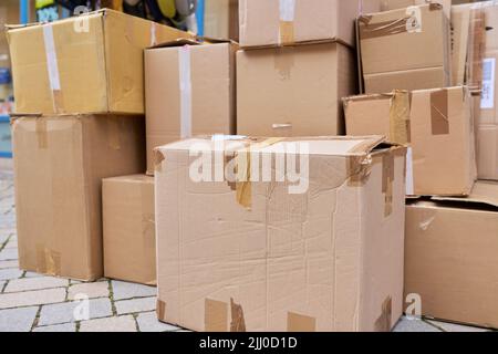Lots of cardboard boxes, used boxes, product packaging, waste paper boxes Stock Photo