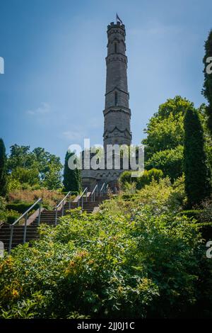 Battlefield Monument, at 77 King Street West, is part of Stoney Creek Battlefield Park. The monument is situated at the south-east corner of Centennia Stock Photo