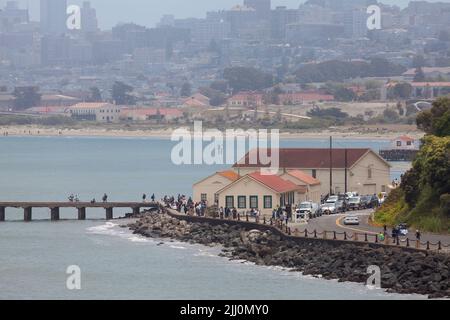 The Warming Hut park store by the Torpedo Wharf pier at Fort Point masonry, San Francisco, California, USA Stock Photo