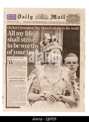 A reproduction Daily Mail front page from June 3rd 1953 about the Coronation of Princess Elizabeth Stock Photo