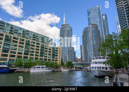 Toronto taxi boat and sightseeing tours harbour, The Waterfront, Toronto, Ontario, Canada. Stock Photo