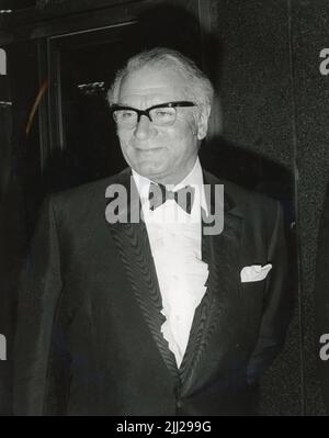 Los Angeles, USA. Laurence Olivier in Los Angeles in the 1960's ...