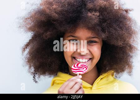 happy-girl-with-afro-hairstyle