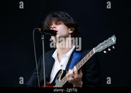 Elijah Hewson lead singer and guitarist of Inhaler Stock Photo