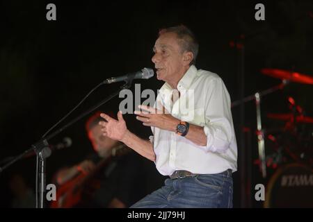 July 23, 2022, Ascea, Salerno, Italy: The Italian singer-songwriter, lyricist, writer, poet and former Italian teacher Roberto Vecchioni presents â€œL'Infinito Tourâ€, a great show of songs, images and monologues that will give the audience an intense and exciting performance. (Credit Image: © Mariano Montella/Pacific Press via ZUMA Press Wire) Stock Photo