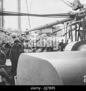 United States Army Troups during the Korean War - Circa 1952. A groupd of men on the USS Bexar, as noted on back of photo. From the collection of Henry G. Shebley Stock Photo