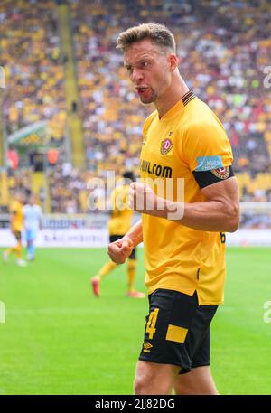 23 July 2022, Saxony, Dresden: Soccer: 3rd league, SG Dynamo Dresden - TSV  1860 Munich, Matchday 1, Stock Photo, Picture And Rights Managed Image.  Pic. PAH-220724-99-136757-DPAI