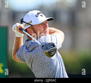150th Open Golf Championships, St Andrews, July 16th 2022. Talor Gooch tees off at the 2nd during the third round at the Old Course, St Andrews. Stock Photo