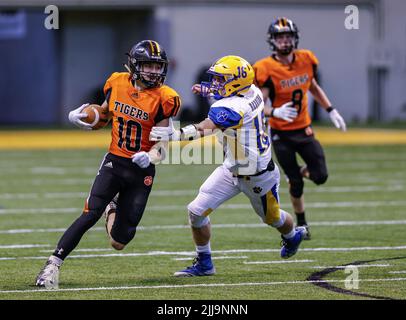 Football Action with Carey vs Kendrick High School at the Idaho State ...