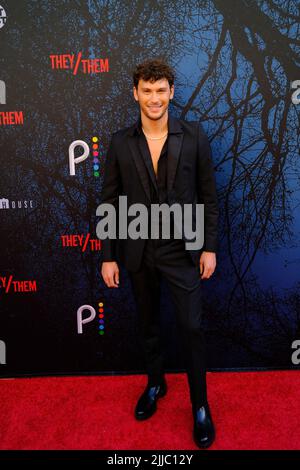 Cooper Koch arrives at the premiere of 'They/Them' at 2022 Outfest, held at The Theater at The Ace Hotel in Los Angeles, CA on Sunday, ?July 24, 2022. (Photo By Conor Duffy/Sipa USA) Stock Photo