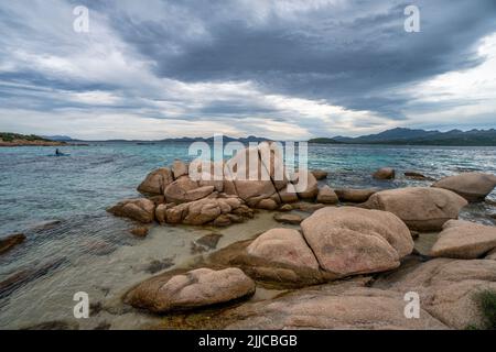 Costa Smeralda, Cala Capriccioli, Felsen, Wolken, Sardinien, Italien, Stock Photo