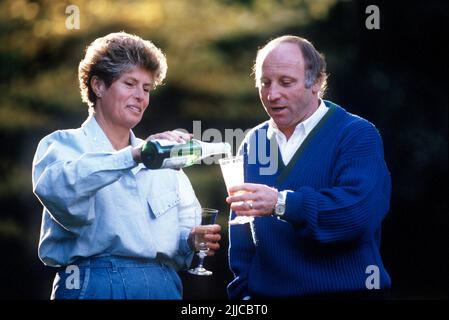 ARCHIVE PHOTO: UWE SEELER DIED AT THE AGE OF 85. Uwe SEELER, Germany, football, and his wife Ilka toast with a glass of sparkling wine, private, QF ? Stock Photo