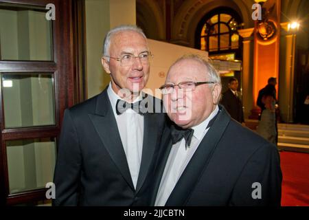 ARCHIVE PHOTO: UWE SEELER DIED AT THE AGE OF 85. Franz BECKENBAUER and Uwe SEELER; red carpet, Red Carpet Show, 32nd German Sports Press Ball in the Old Opera Frankfurt, November 2nd, 2013. © Stock Photo