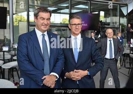 From left: Stefan QUANDT with Markus SOEDER (Prime Minister of