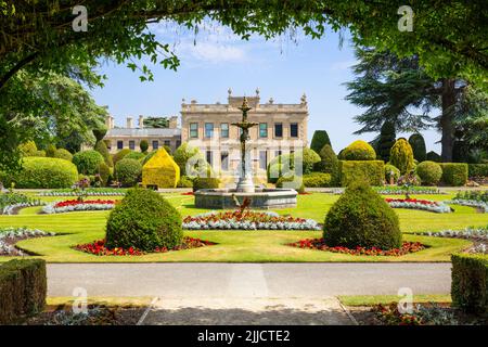 Brodsworth hall and gardens a Victorian country house with Formal gardens and fountain at Brodsworth Hall near Doncaster South Yorkshire England UK GB Stock Photo