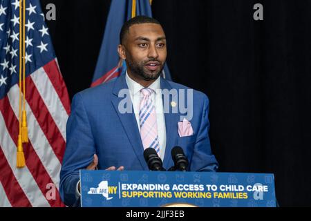 New York, NY - July 25, 2022: State Senator Jamaal Bailey speaks during Governor Hochul announcement on child care at Washington Heights YM&YWHA Stock Photo