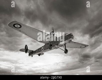 A Bristol Bombay Mark I, British troop transport aircraft adaptable for use as a medium bomber of No. 216 Squadron RAF based at Heliopolis, Egypt, in flight over the Western Desert. Stock Photo