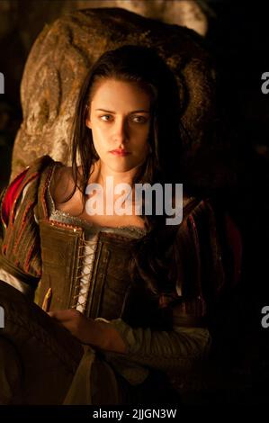 KRISTEN STEWART, SNOW WHITE AND THE HUNTSMAN, 2012 Stock Photo - Alamy