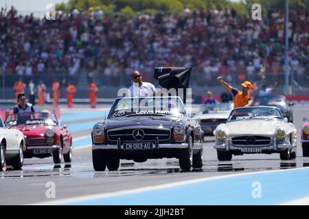 Le Castellet, Mezzolombardo, France. 24th July, 2022. LEWIS HAMILTON of Great Britain and Mercedes-AMG F1 Team during the pilots parade of the 2022 FIA Formula 1 French Grand Prix at Circuit Paul Ricard in Le Castellet, France. (Credit Image: © Daisy Facinelli/ZUMA Press Wire) Stock Photo