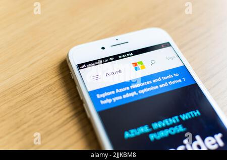 Microsoft Azure services webpage on a smartphone Stock Photo
