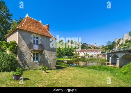 Traditional houses on the banks of the river Anglin - Angles-sur-l'Anglin, Vienne (86), France... one of the '100 Plus Belles Villages de France.' Stock Photo