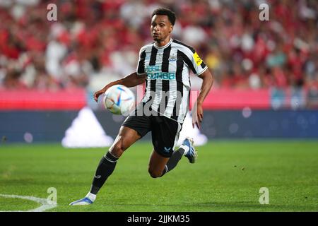 Lisbon, Portugal. July 25, 2022, Jacob Murphy of Newcastle United during the Pre-Season Friendly Eusebio Cup match between SL Benfica and Newcastle United FC played at Estadio da Luz on July 25, 2022 in Lisbon, Portugal. (Photo by Bagu Blanco / PRESSINPHOTO) Stock Photo