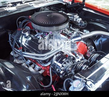 A 454 cubic inch Chevrolet Engine that was popular in the 1970s Stock ...