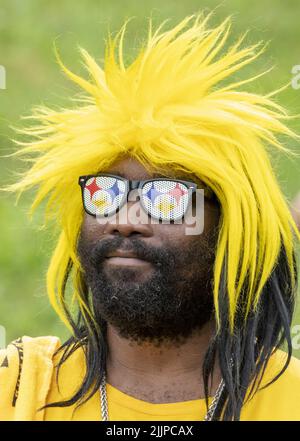 Latrobe, United States. 27th July, 2022. Pittsburgh Steelers fan on the first day of training camp at Saint Vincent College in Latrobe Pennsylvania on Wednesday, July 27, 2022 Photo by Archie Carpenter/UPI Credit: UPI/Alamy Live News Stock Photo