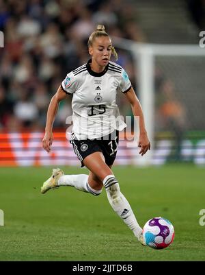 Germany's Giulia Gwinn during the UEFA Women's Euro 2022 semi-final match at Stadium MK, Milton Keynes. Picture date: Wednesday July 27, 2022. Stock Photo