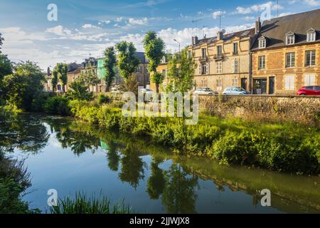 14.07.2 22 Charleville-Mézières, Ardennest, Gran d Est, France. The Meuse is a major European river. Stock Photo