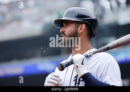 DETROIT, MI - AUGUST 24: Detroit Tigers center fielder Riley Greene (31)  runs out a groundball during the Detroit Tigers versus the San Francisco  Giants on Wednesday August 24, 2022 at Comerica