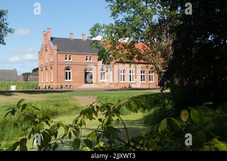 The Tammenshof with the garden Slingertuin of Bunderhee in Bunde, East Frisia, Lower Saxony, Germany. Stock Photo